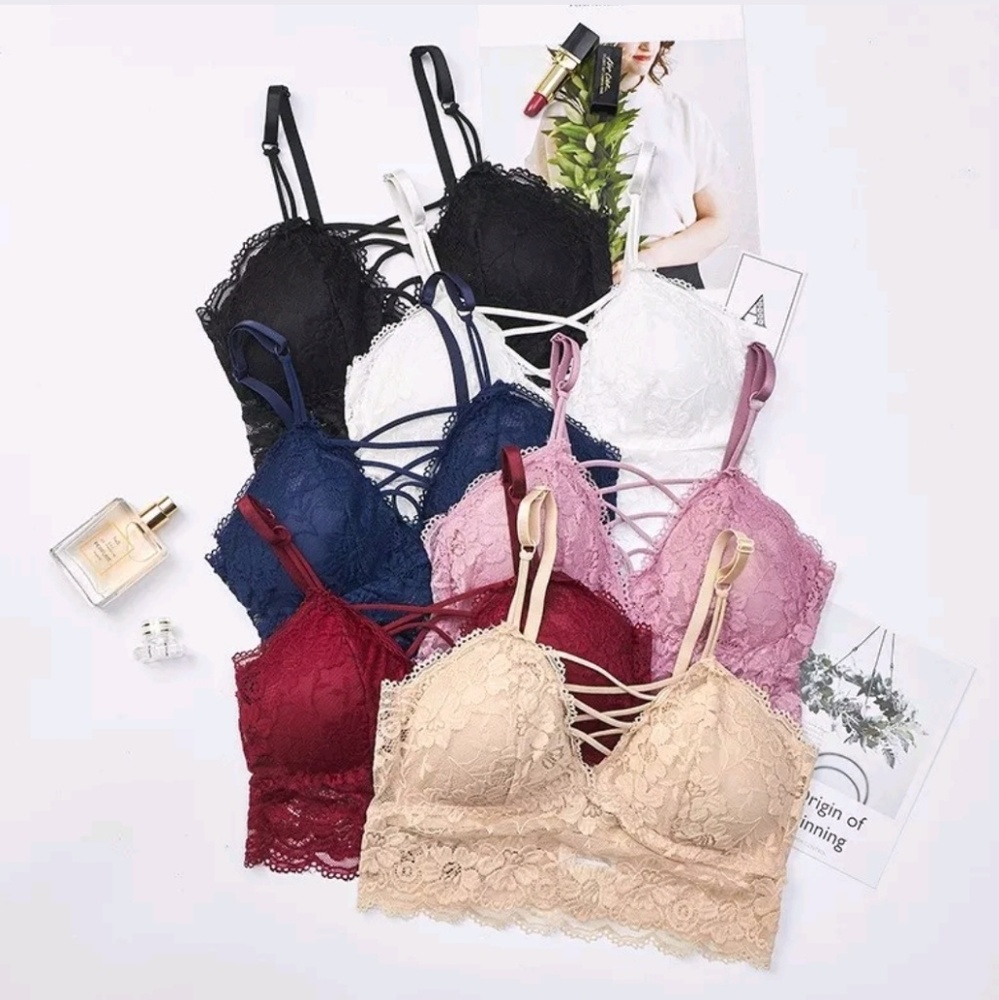 💕🆕️ Lace bralette crop top